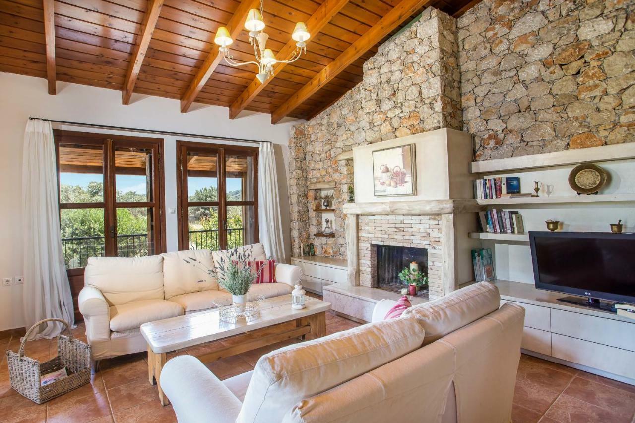 Sunny Countryside Villa - With Private Pool Faliráki Kültér fotó